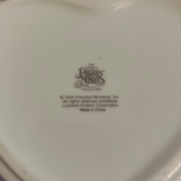 Adorable Precious Moments china trinket heart shaped box! - Picture 13 of 16